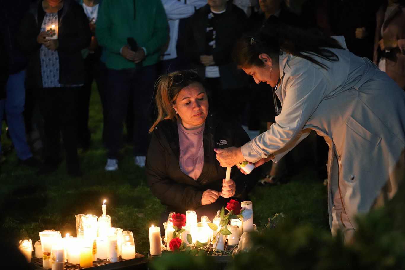 Velatón en Modelia por la salud de Miguel Uribe